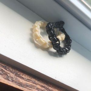 Loom band bracelet bundle🤍🖤